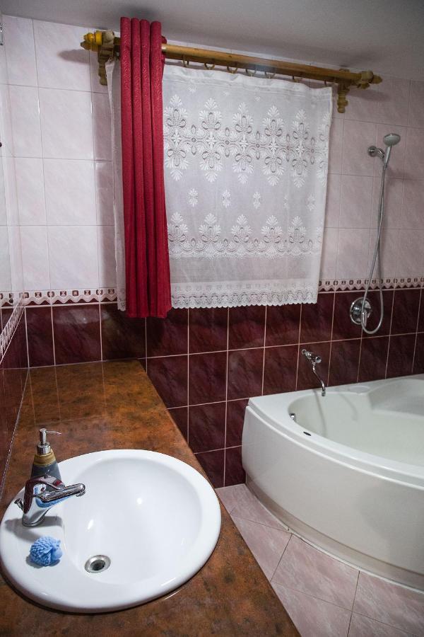 Miedzy Owcami Apartamento Sromowce Wyzne Exterior foto