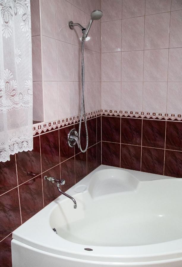 Miedzy Owcami Apartamento Sromowce Wyzne Exterior foto